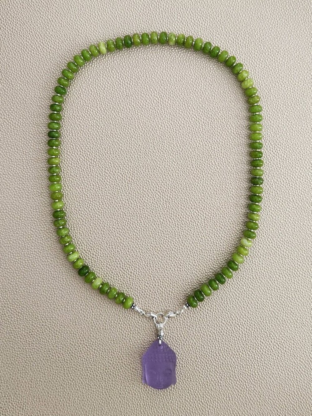 GREEN COLOR JADE NECKLACE W/ PURPLE BUDDHA--20"
